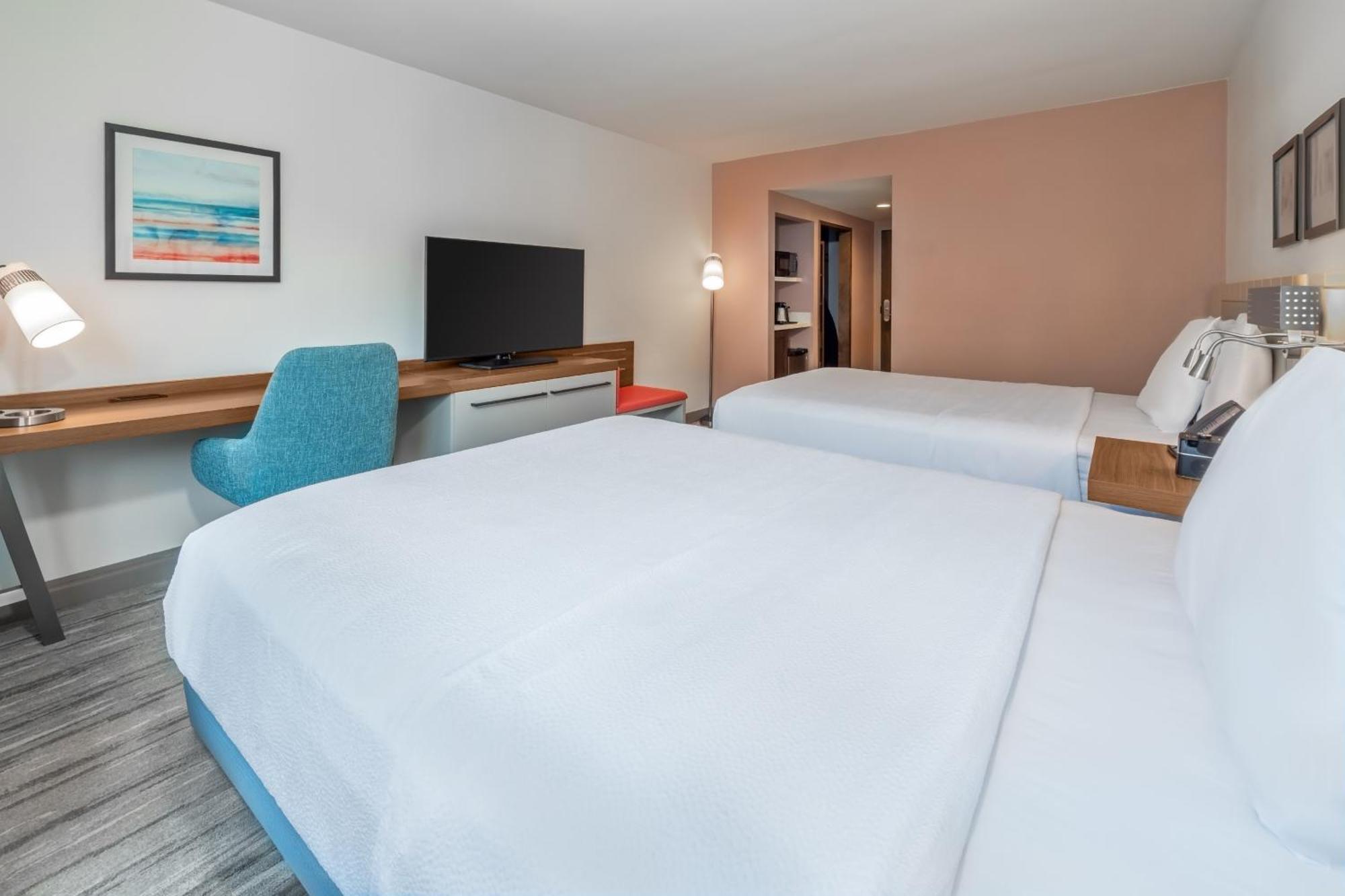 Hilton Garden Airport Hotel 3*