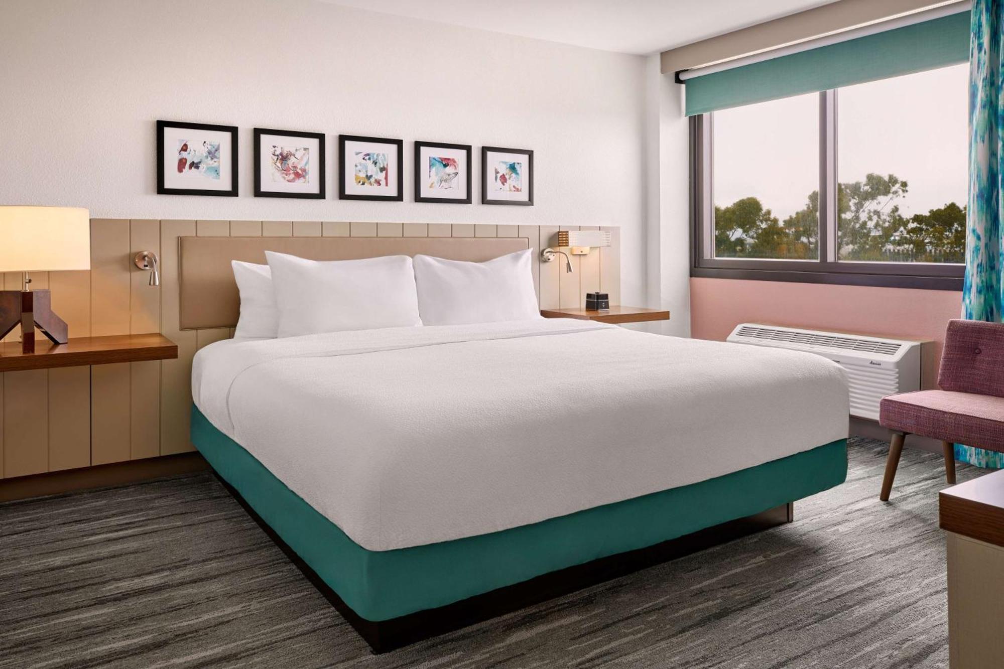 Hilton Garden Angeles Airport Hotel 3*