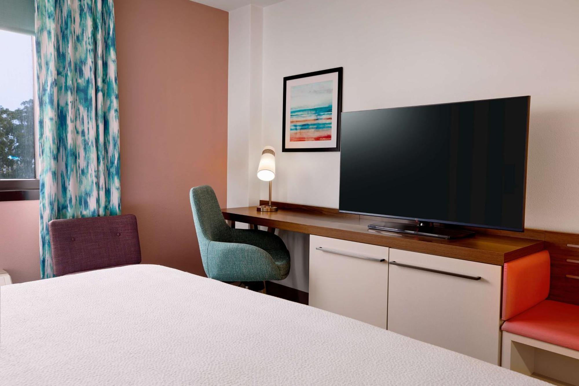 Hilton Garden Angeles Airport Hotel Los Angeles