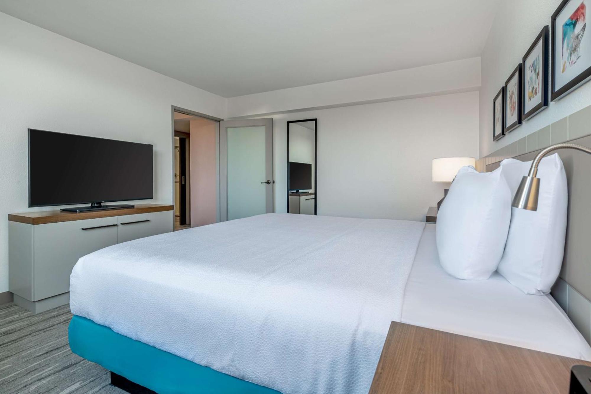 Hilton Garden Angeles Airport Los Angeles