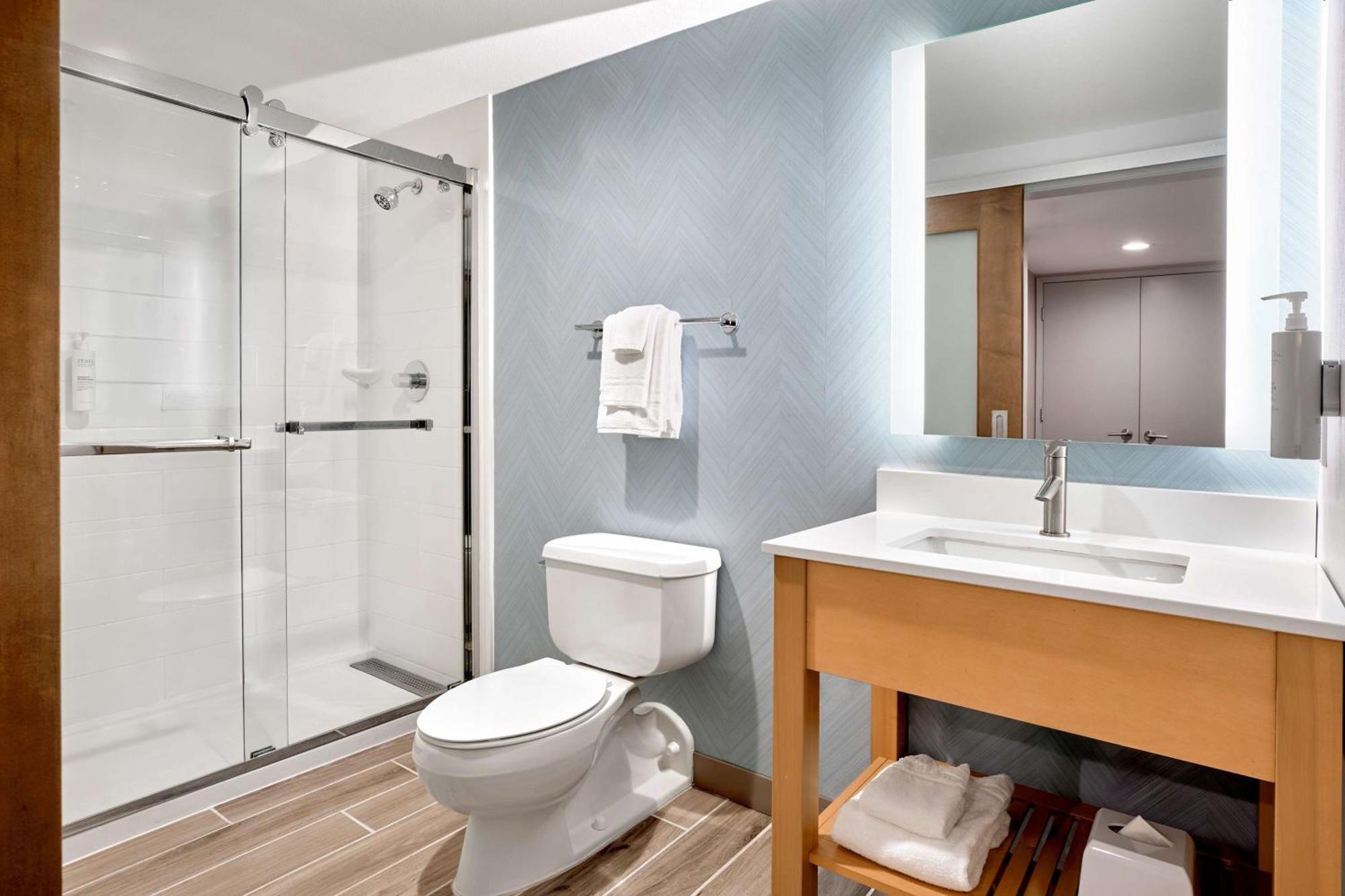 Hilton Garden Angeles Airport Hotel