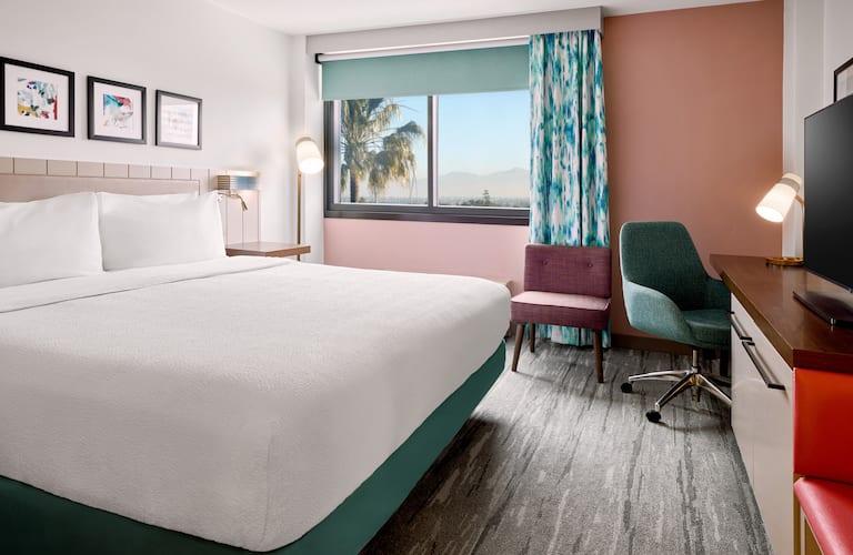 Hilton Garden Angeles Airport